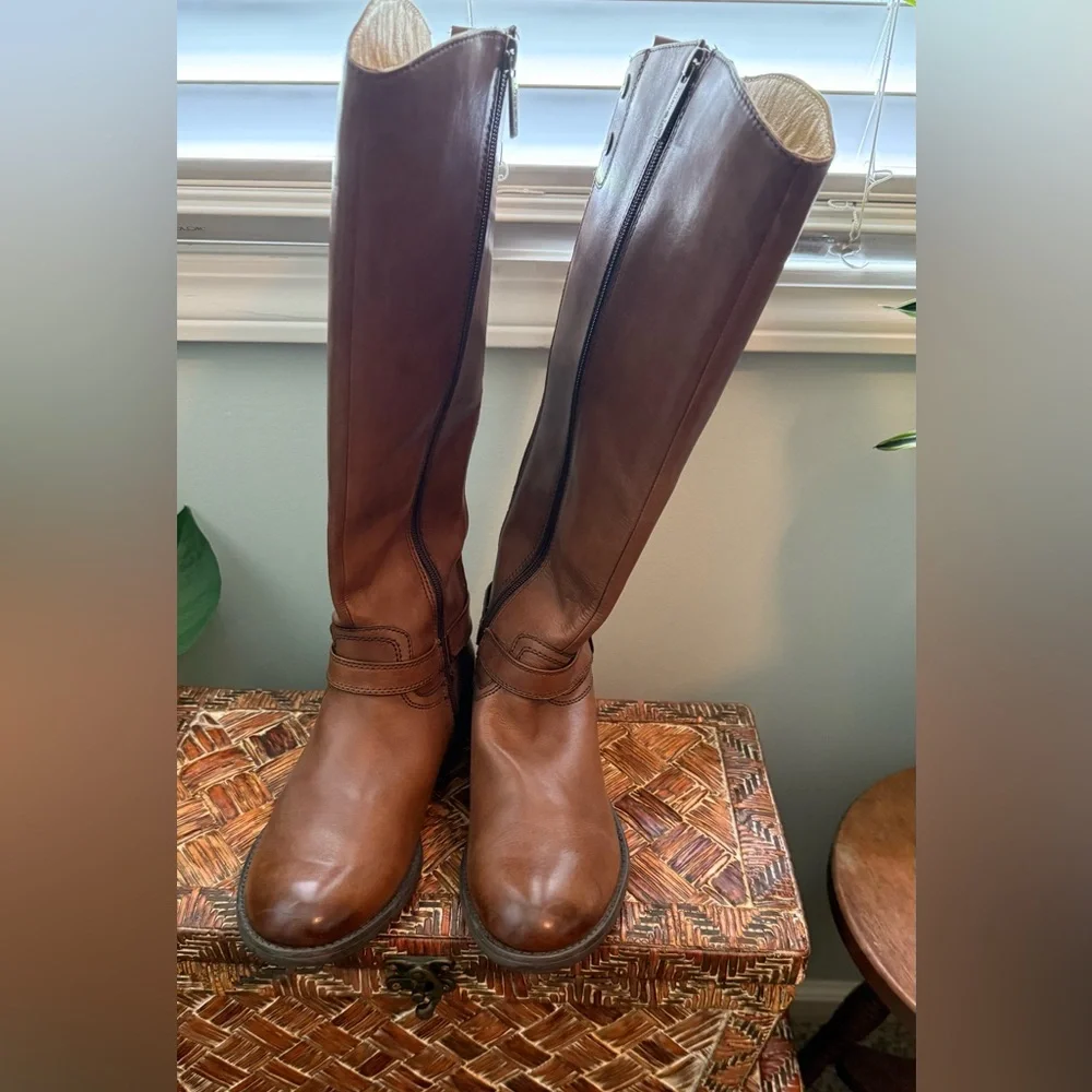 Bussola Brown Knee-High Boots